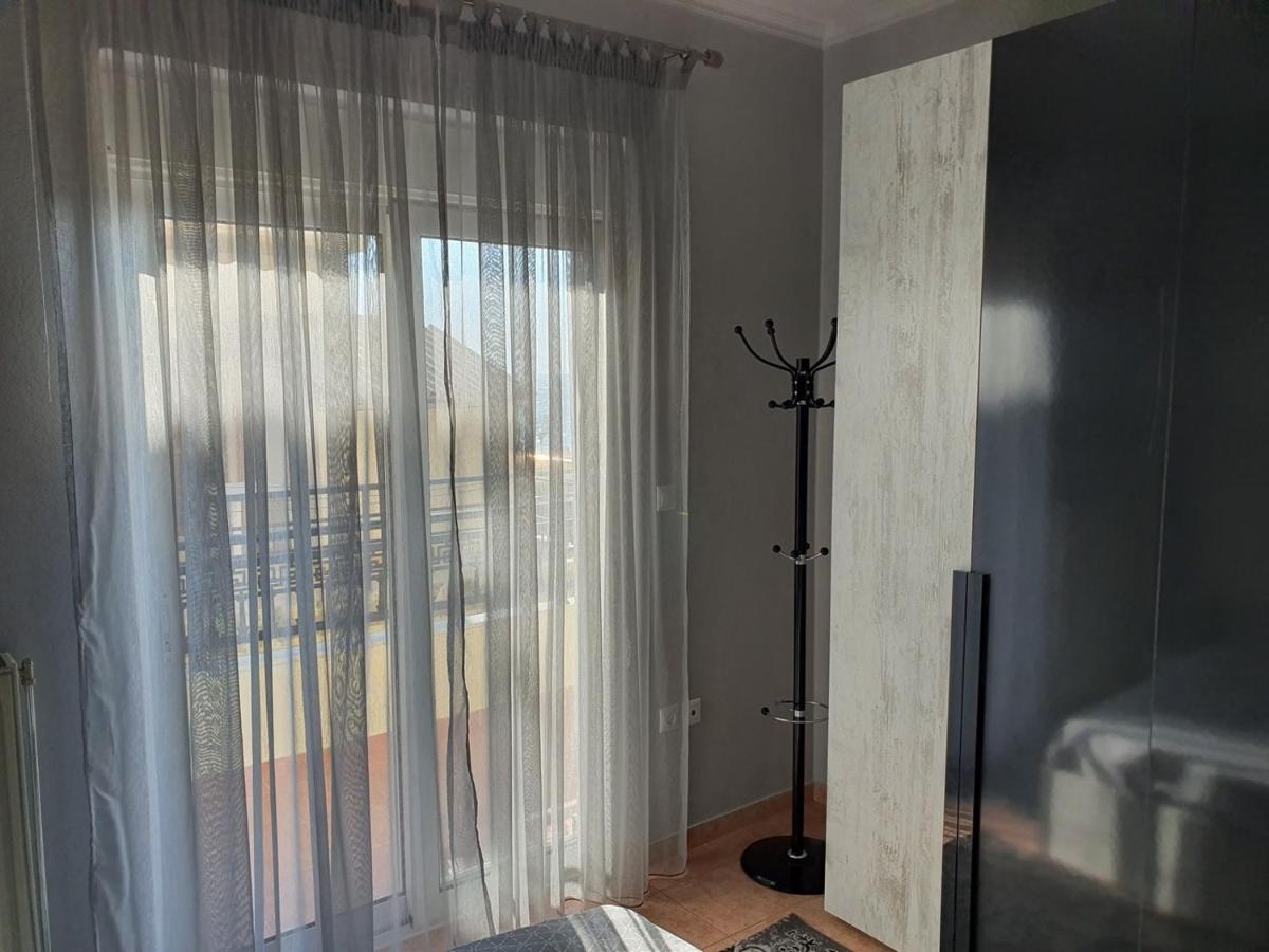 Theos Apartment Alexandroupoli Esterno foto