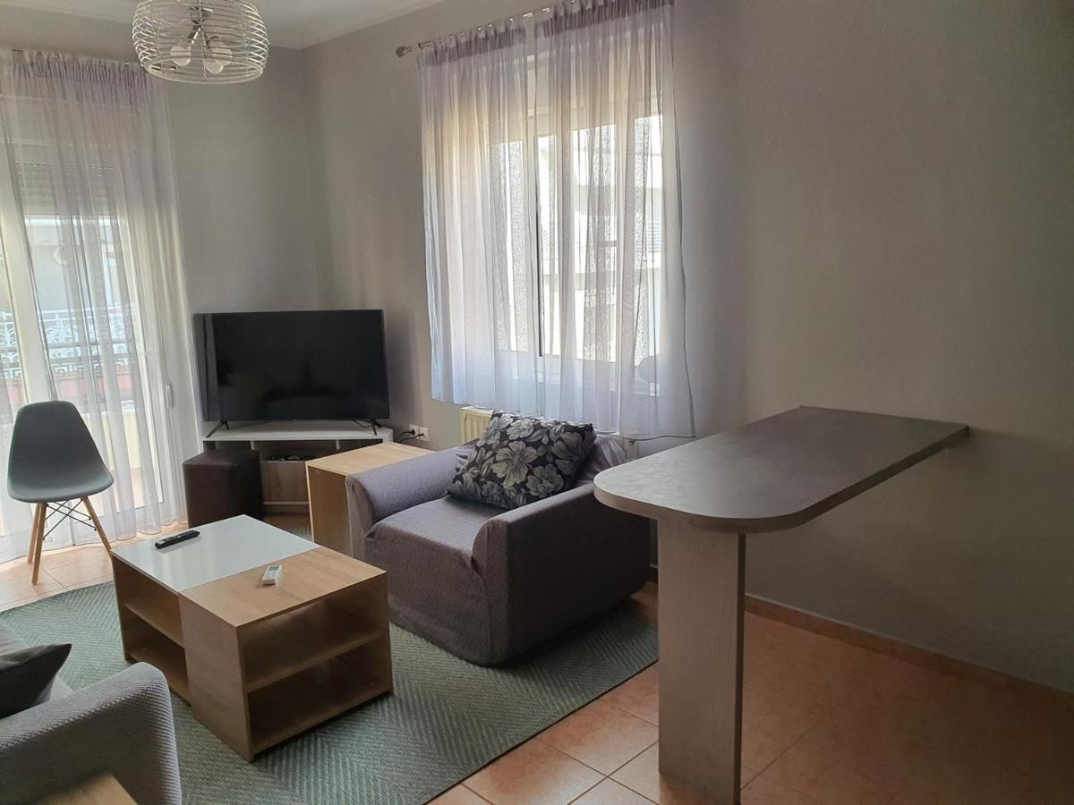 Theos Apartment Alexandroupoli Esterno foto