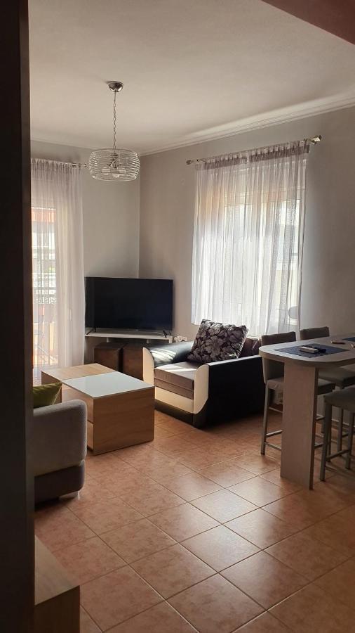 Theos Apartment Alexandroupoli Esterno foto