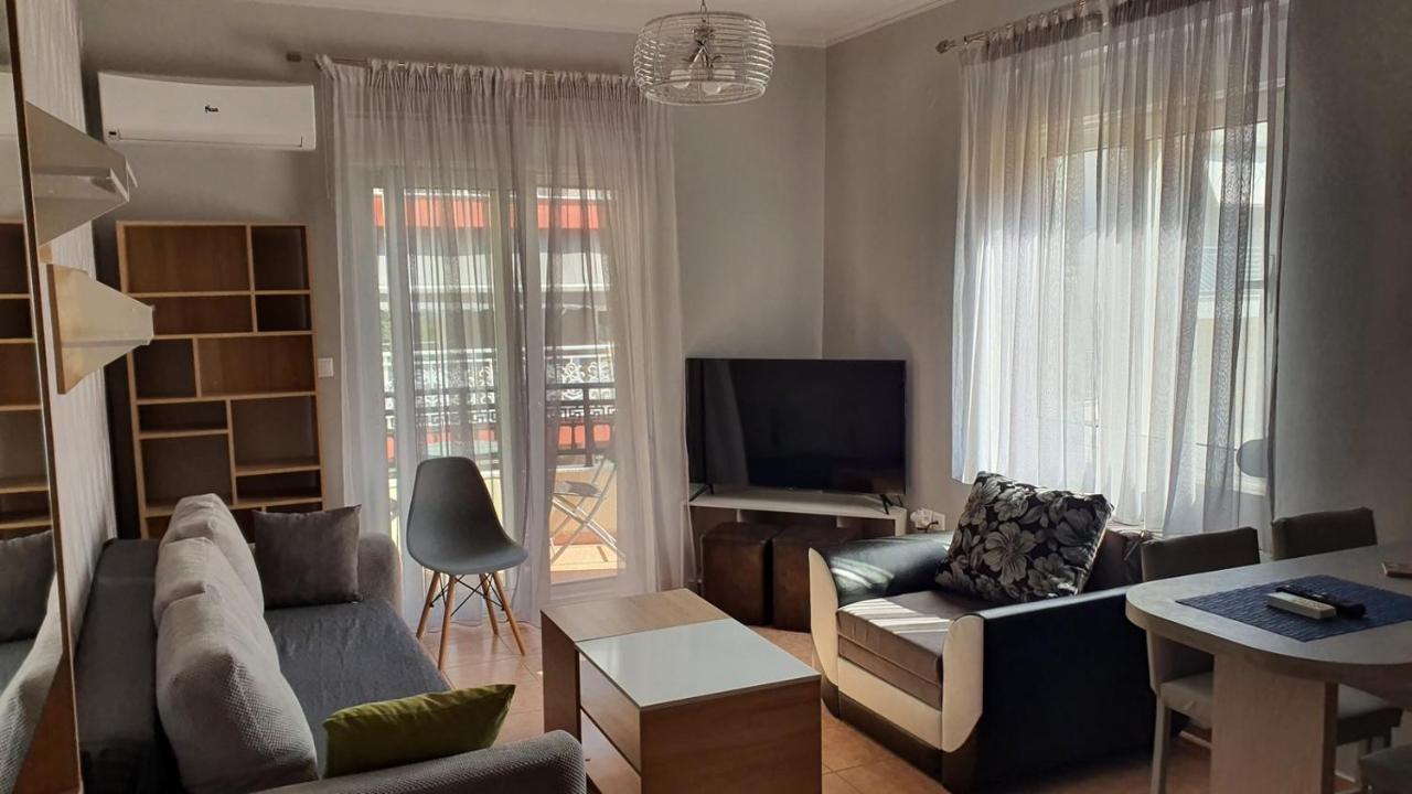 Theos Apartment Alexandroupoli Esterno foto